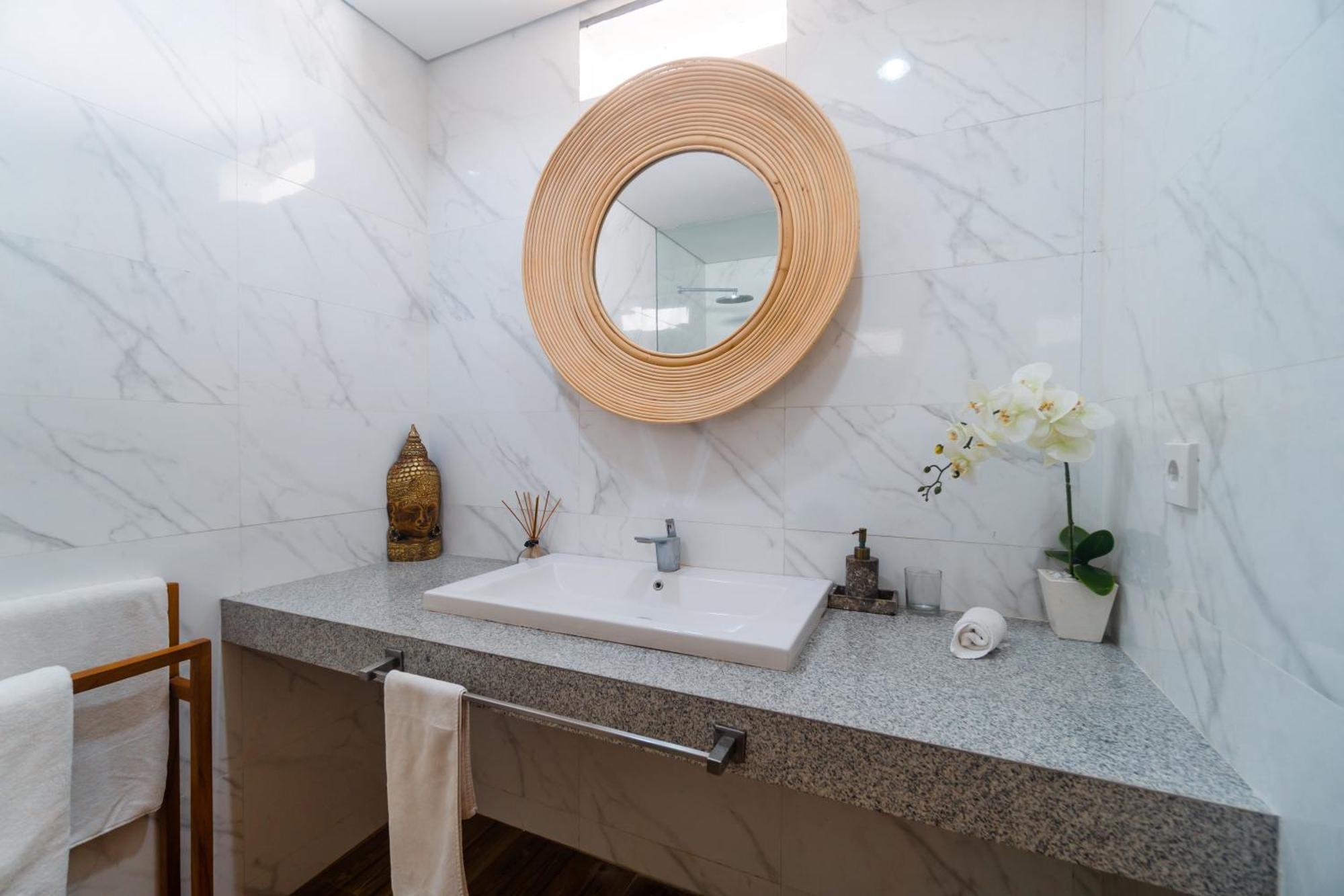 Villa C31 Seminyak Экстерьер фото